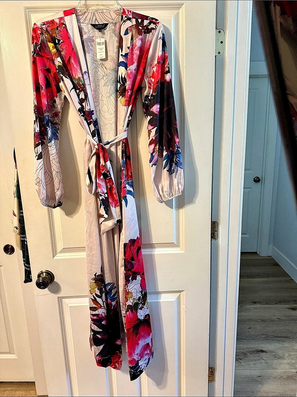 NWT Soma Floral Maxi Satin Robe